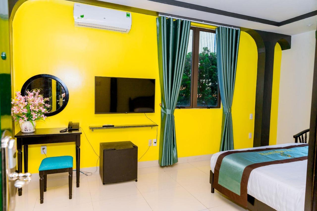 The Opera Hotel Hai Phong Exterior photo